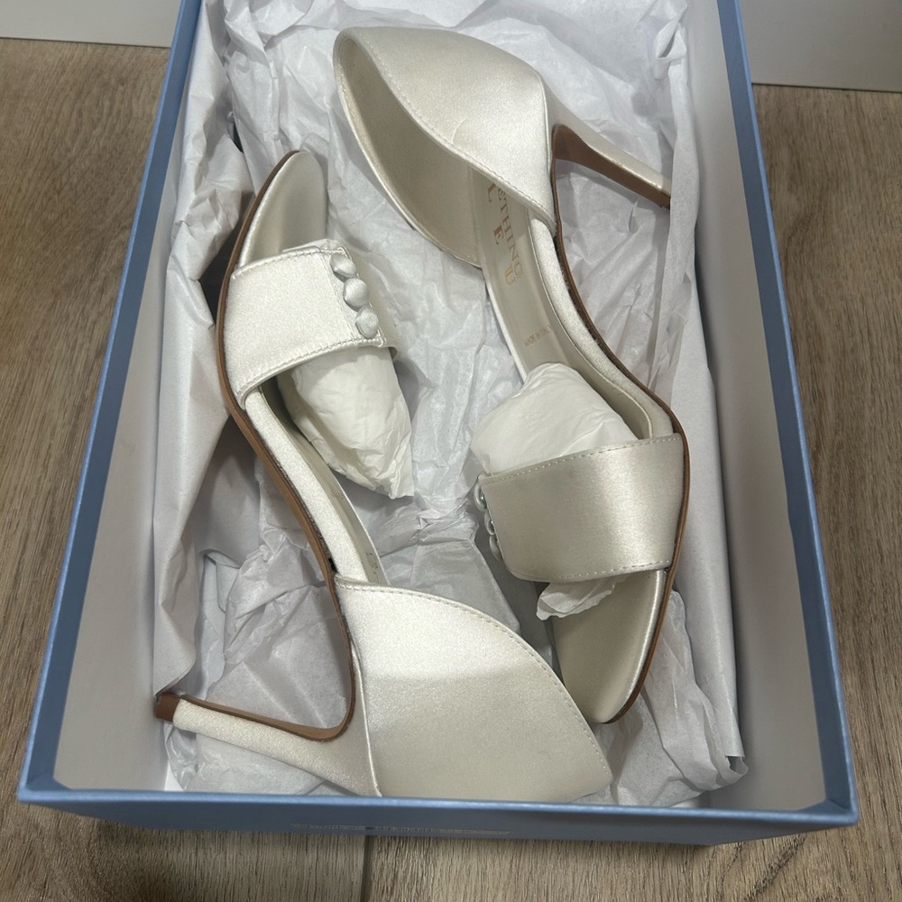 Something Bleu Bridal Ivory Satin Heel